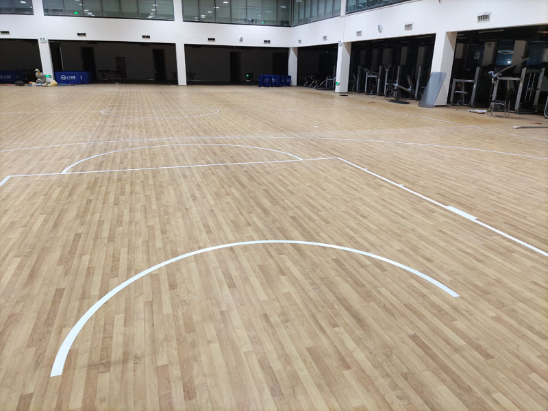 久圳塑膠PVC運(yùn)動(dòng)地板 羽毛球籃球場體育館防摔高回彈舞蹈地膠
